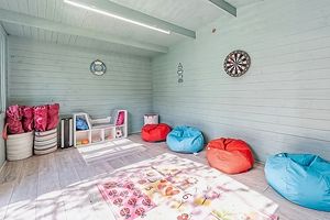 Garden Room- click for photo gallery